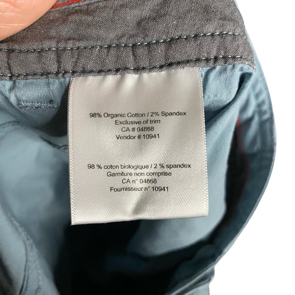 MEC Women's Light Blue Capris Hiking Pant - Picture 6 of 10